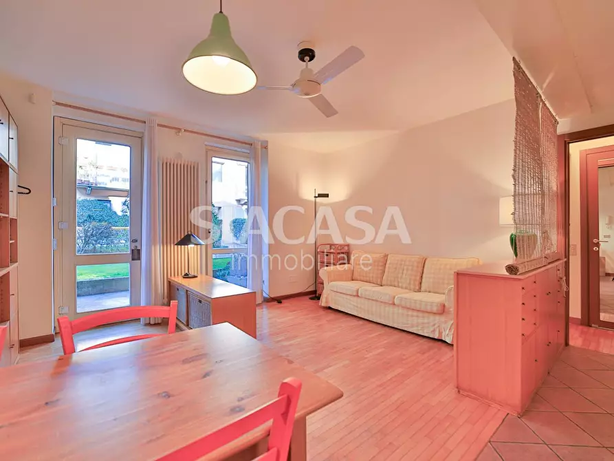 Immagine 2 di Appartamento in affitto  in Via Sanzio a Monza