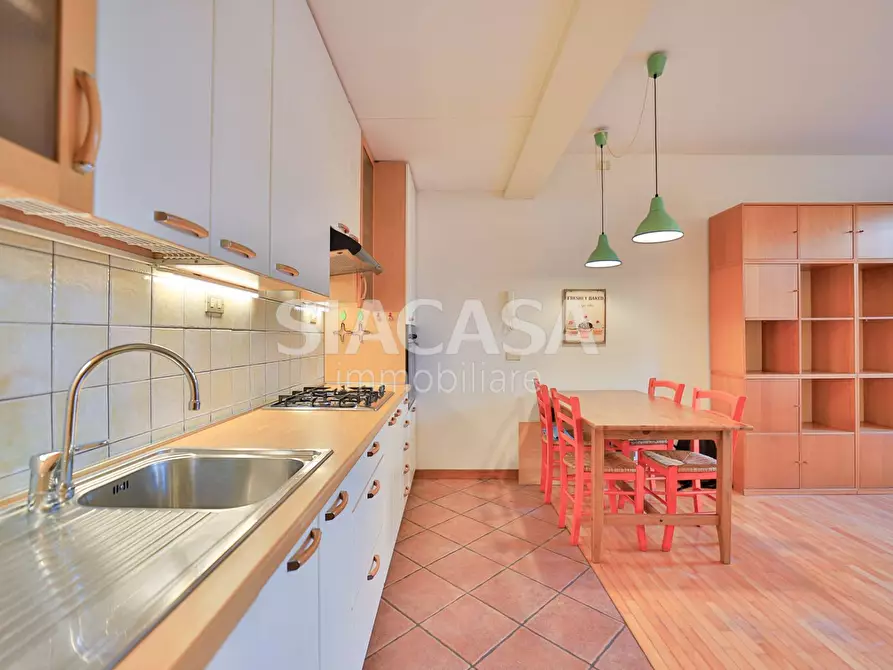 Immagine 19 di Appartamento in affitto  in Via Sanzio a Monza