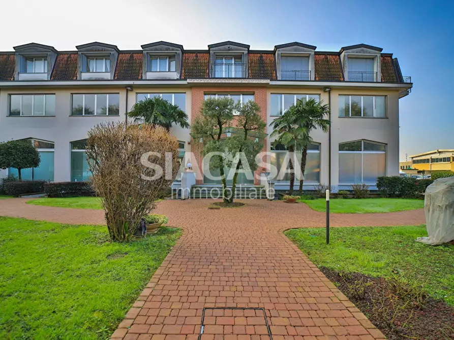 Immagine 3 di Ufficio in affitto  in Segrate a Segrate