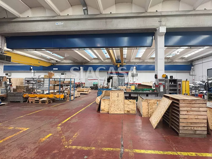Immagine 12 di Capannone industriale in affitto  a Mezzago