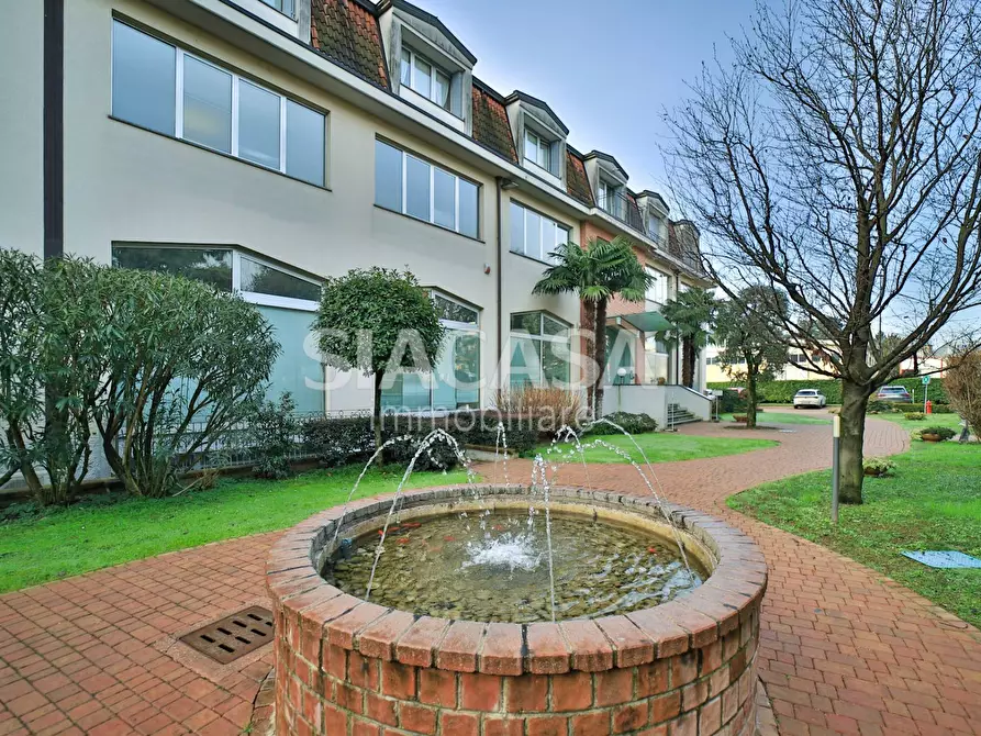 Immagine 5 di Ufficio in affitto  in Segrate a Segrate