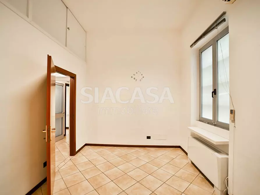 Immagine 21 di Ufficio in affitto  in Segrate a Segrate