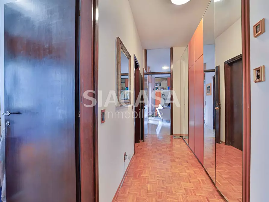 Immagine 24 di Appartamento in vendita  in Via Fratelli Cervi a Vimercate