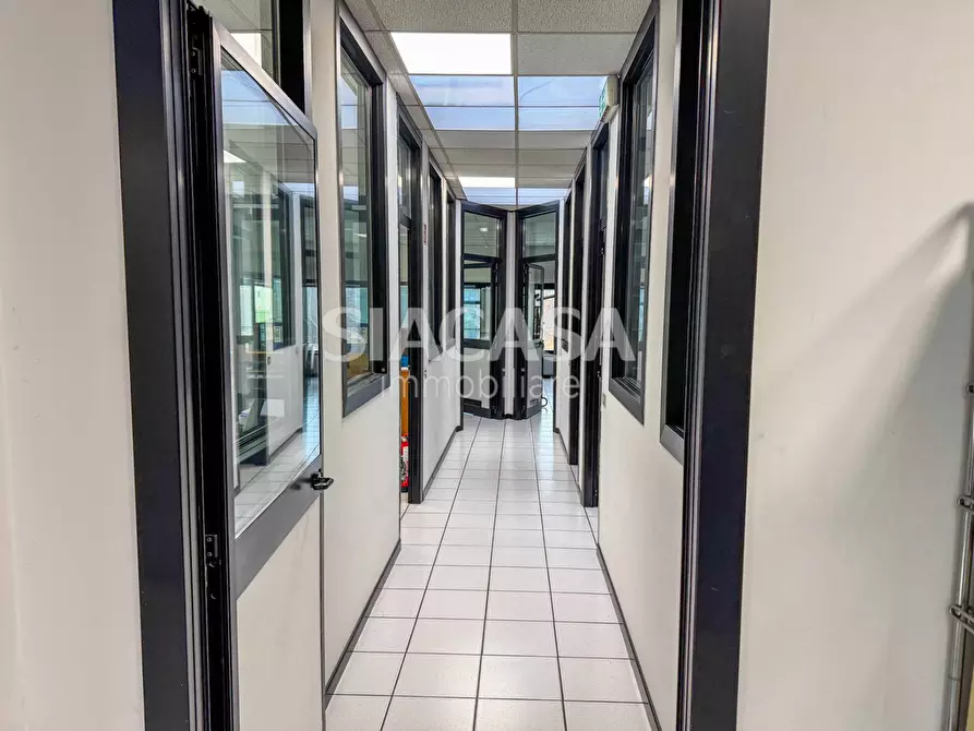 Immagine 5 di Capannone industriale in vendita  a Vimercate