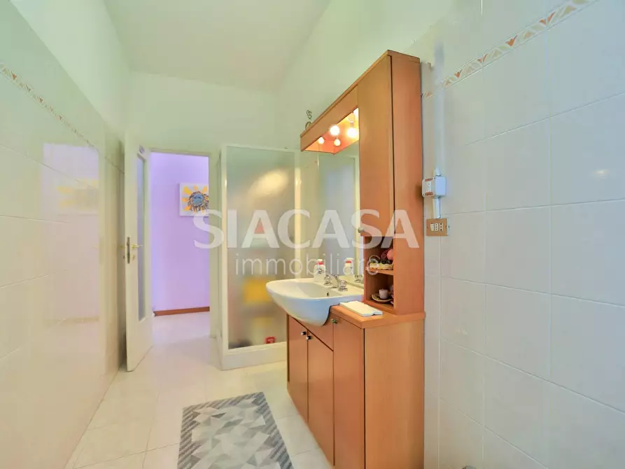 Immagine 9 di Appartamento in vendita  in Via Salvatore Principato a Vimercate