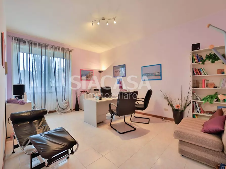 Immagine 21 di Ufficio in vendita  in Via Principato a Vimercate