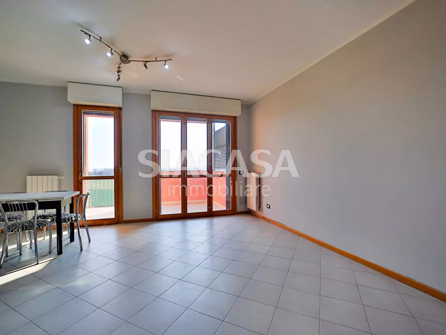 Immagine 5 di Appartamento in vendita  in Via Filanda a Sulbiate