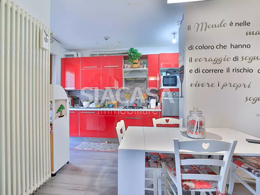Immagine 13 di Appartamento in vendita  in Via San Bartolomeo a Bernareggio