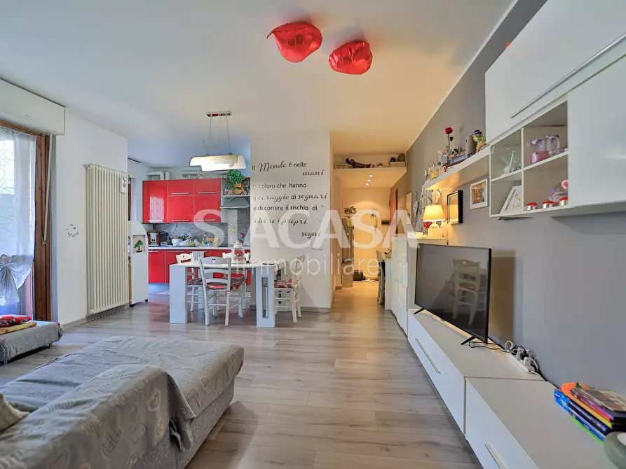 Immagine 22 di Appartamento in vendita  in Via San Bartolomeo a Bernareggio