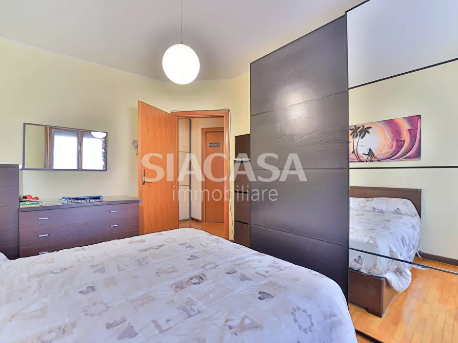 Immagine 27 di Appartamento in vendita  in Via San Bartolomeo a Bernareggio