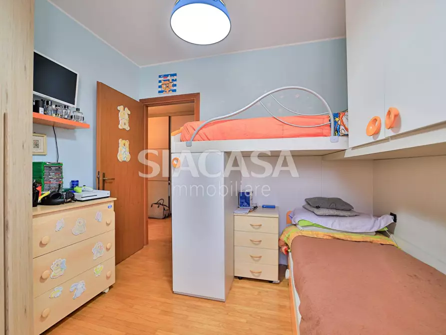 Immagine 30 di Appartamento in vendita  in Via San Bartolomeo a Bernareggio