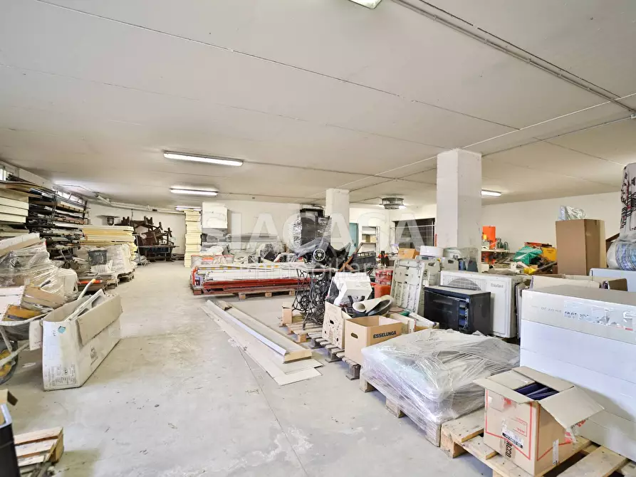 Immagine 20 di Capannone industriale in vendita  a Cologno Monzese