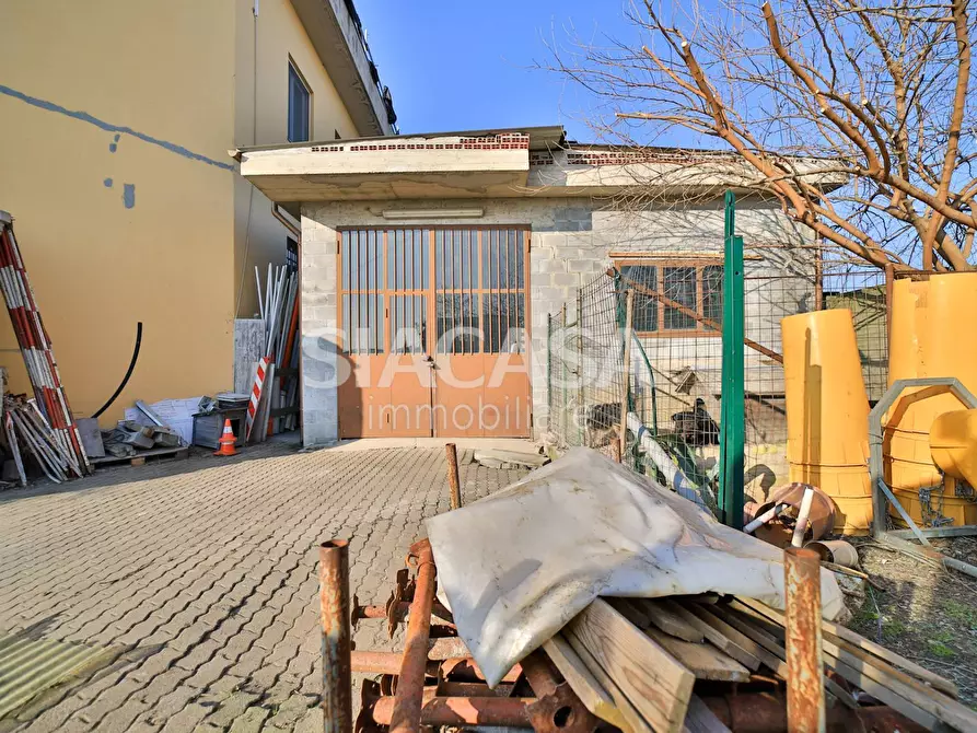 Immagine 25 di Capannone industriale in vendita  a Cologno Monzese