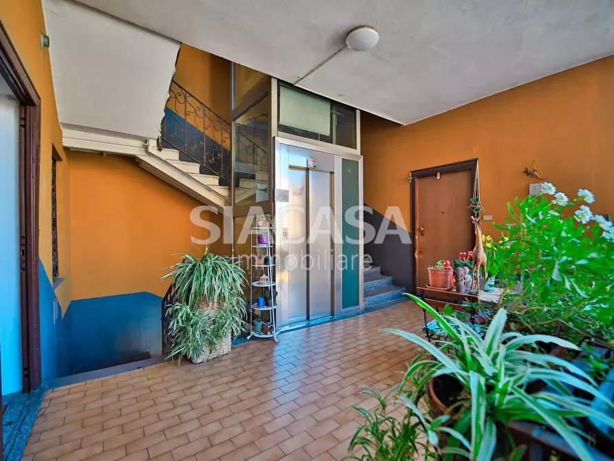 Immagine 16 di Appartamento in vendita  in Via Accademia a Milano