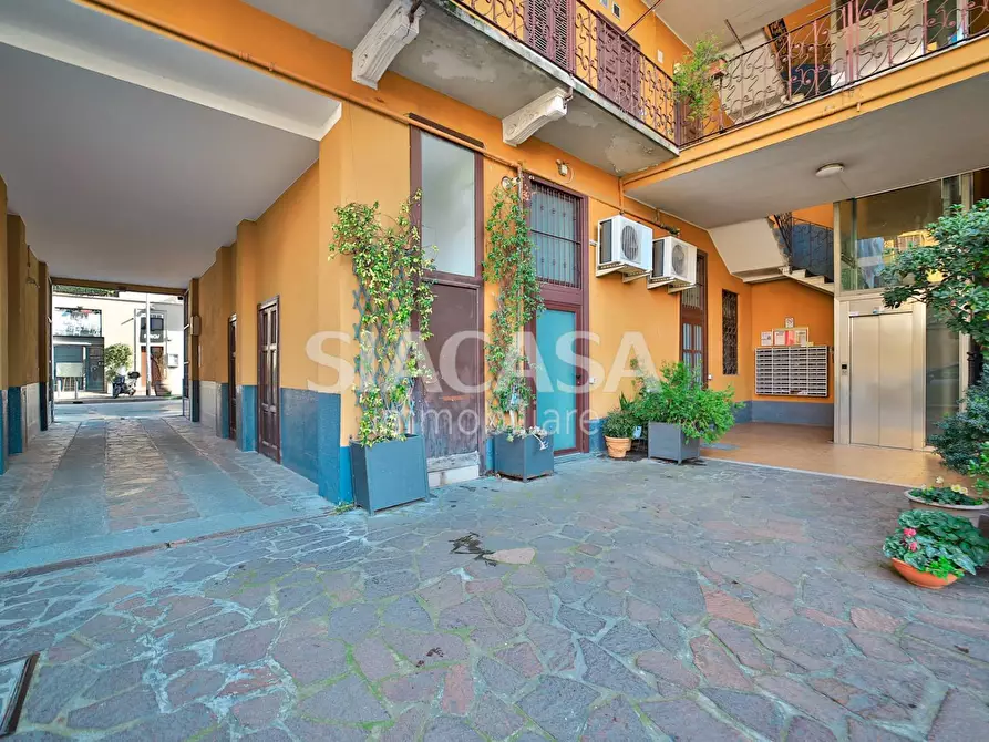 Immagine 19 di Appartamento in vendita  in Via Accademia a Milano