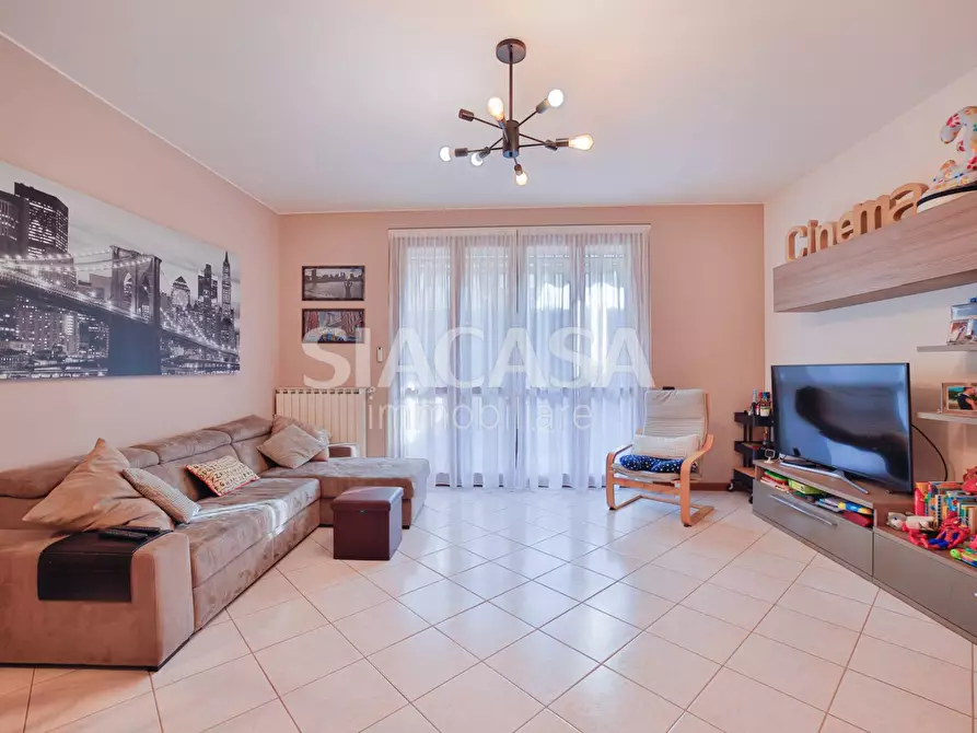 Immagine 5 di Appartamento in vendita  in Via Della Cooperazione a Mezzago