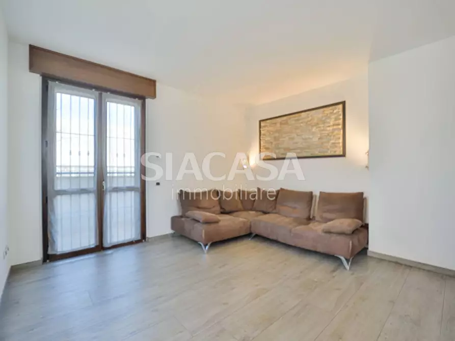 Immagine 22 di Ufficio in affitto  in via delle Industrie a Bernareggio