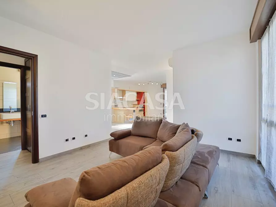 Immagine 25 di Ufficio in affitto  in via delle Industrie a Bernareggio