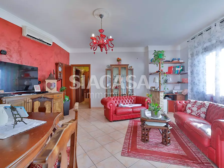 Immagine 4 di Appartamento in vendita  in Piazza Beretta a Sulbiate