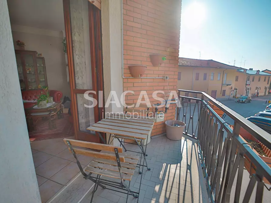 Immagine 8 di Appartamento in vendita  in Piazza Beretta a Sulbiate