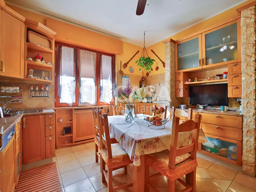 Immagine 10 di Appartamento in vendita  in Piazza Beretta a Sulbiate