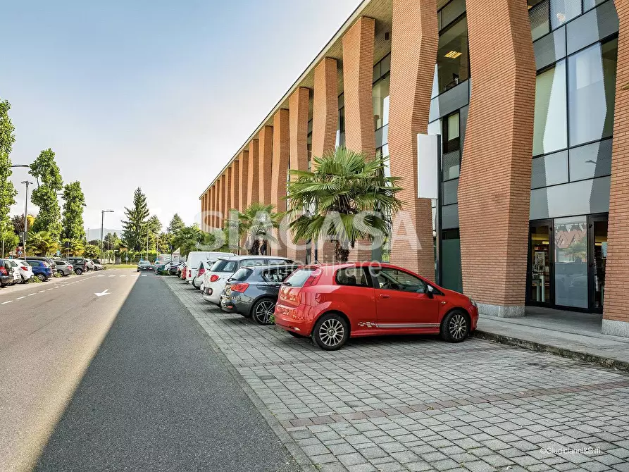 Immagine 5 di Ufficio in affitto  in BERNAREGGIO a Bernareggio