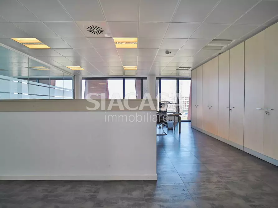 Immagine 19 di Ufficio in affitto  in BERNAREGGIO a Bernareggio