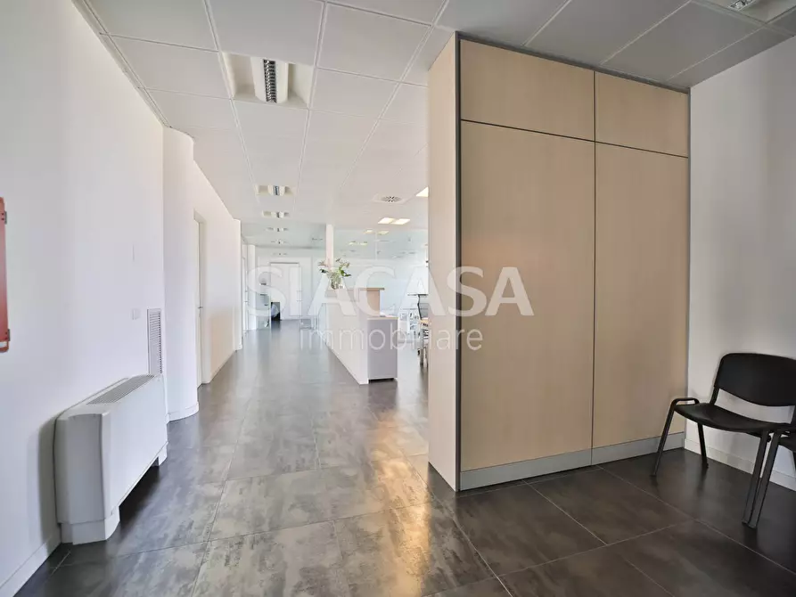 Immagine 22 di Ufficio in affitto  in BERNAREGGIO a Bernareggio