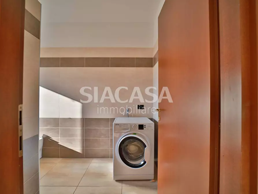 Immagine 10 di Appartamento in vendita  in via Mazzini a Cornate D'adda