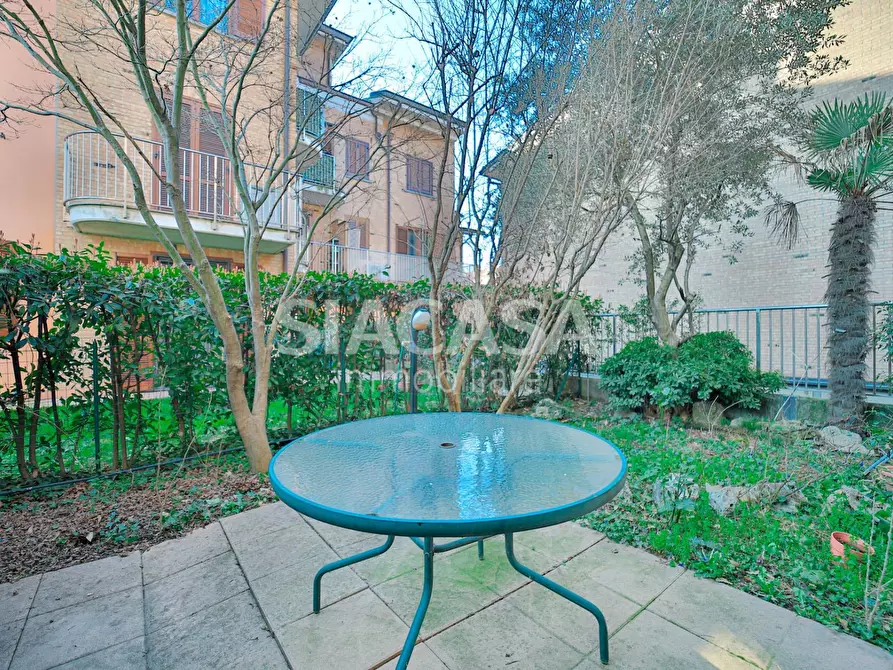 Immagine 29 di Appartamento in vendita  in Via Carlo Alberto Dalla chiesa a Caponago