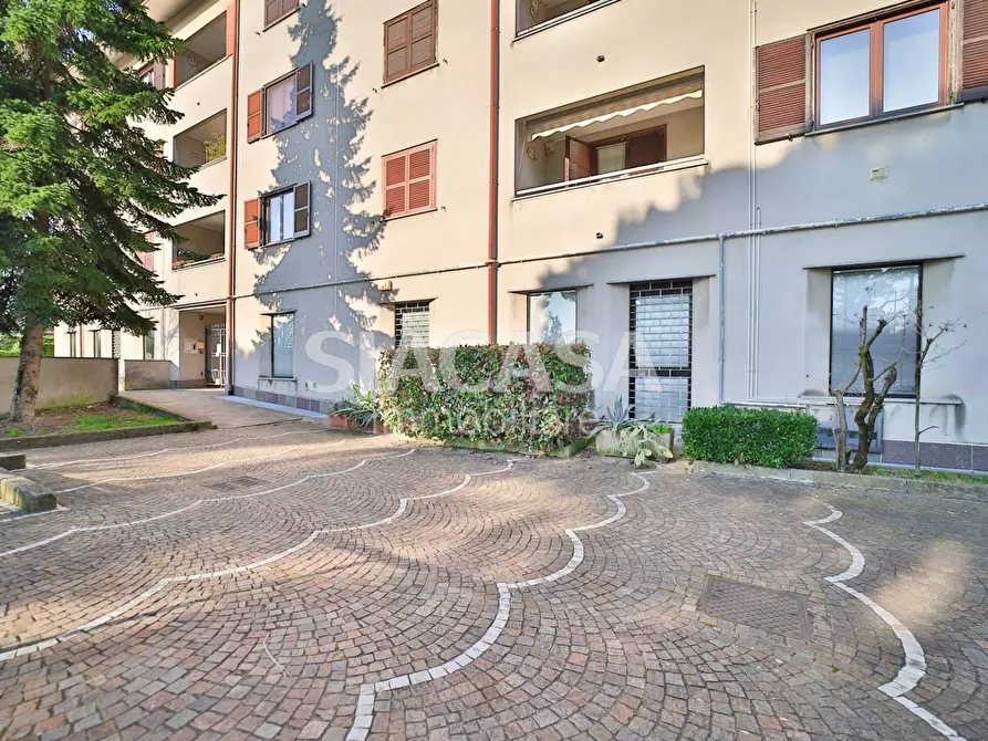 Immagine 5 di Ufficio in vendita  in Trezzo sull'Adda a Trezzo Sull'adda