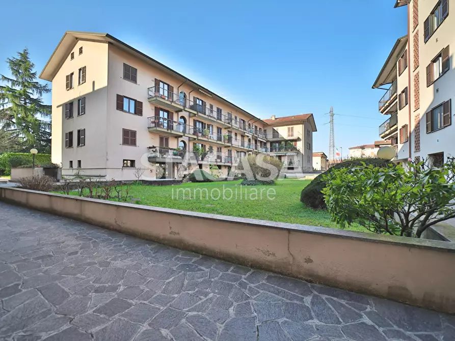 Immagine 11 di Ufficio in vendita  in Trezzo sull'Adda a Trezzo Sull'adda