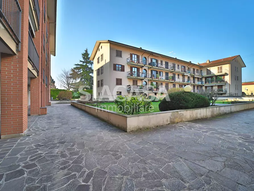 Immagine 12 di Ufficio in vendita  in Trezzo sull'Adda a Trezzo Sull'adda