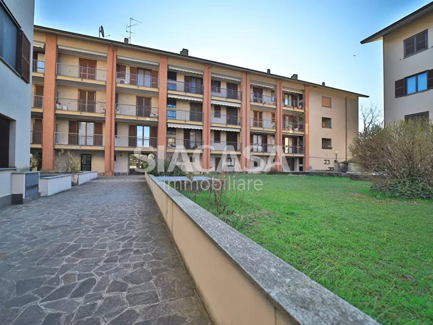 Immagine 13 di Ufficio in vendita  in Trezzo sull'Adda a Trezzo Sull'adda