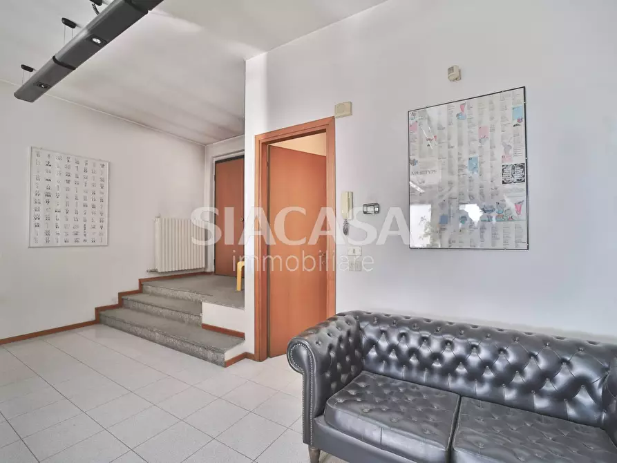 Immagine 16 di Ufficio in vendita  in Trezzo sull'Adda a Trezzo Sull'adda