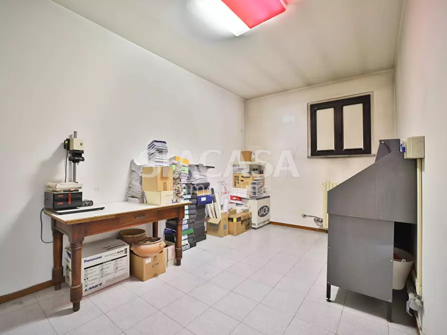 Immagine 28 di Ufficio in vendita  in Trezzo sull'Adda a Trezzo Sull'adda