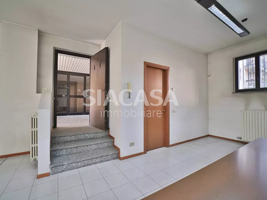 Immagine 22 di Ufficio in vendita  in Trezzo sull'Adda a Trezzo Sull'adda