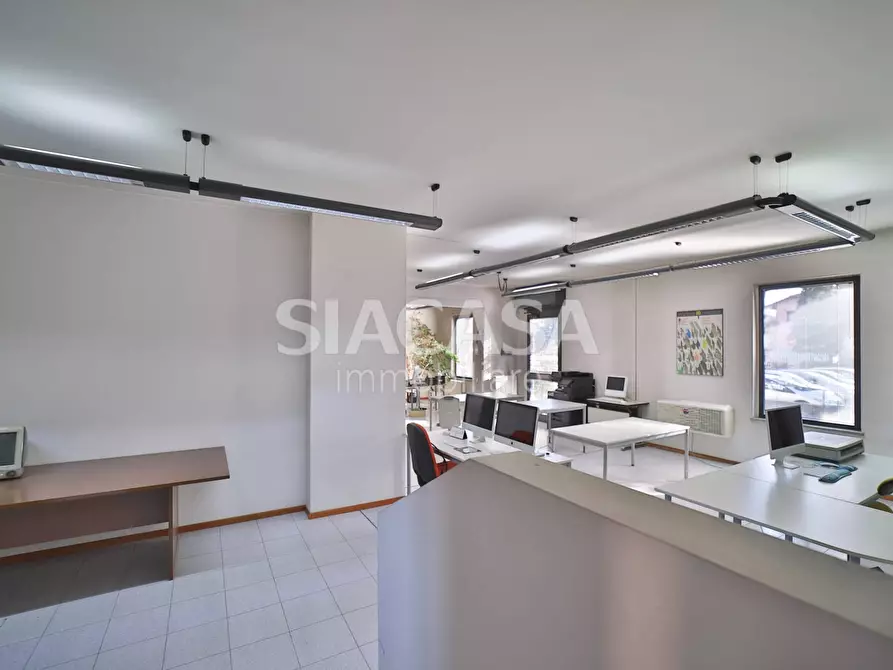 Immagine 23 di Ufficio in vendita  in Trezzo sull'Adda a Trezzo Sull'adda