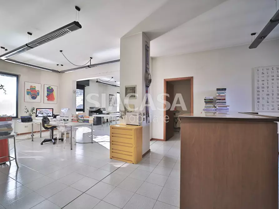 Immagine 20 di Ufficio in vendita  in Trezzo sull'Adda a Trezzo Sull'adda