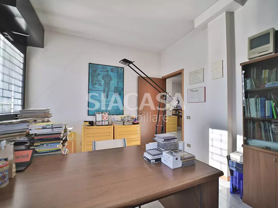 Immagine 23 di Ufficio in vendita  in Trezzo sull'Adda a Trezzo Sull'adda