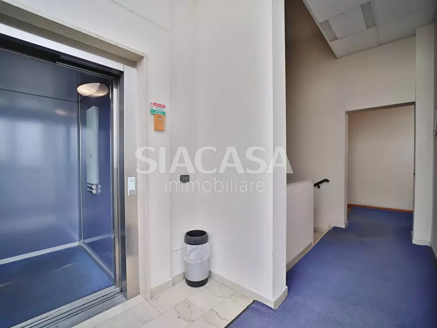 Immagine 12 di Ufficio in affitto  in Cernusco sul Naviglio a Cernusco Sul Naviglio