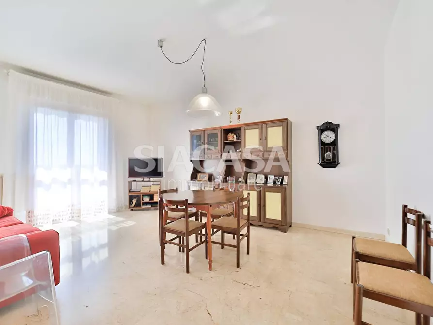 Immagine 2 di Appartamento in vendita  in Via Don Locatelli a Roncello