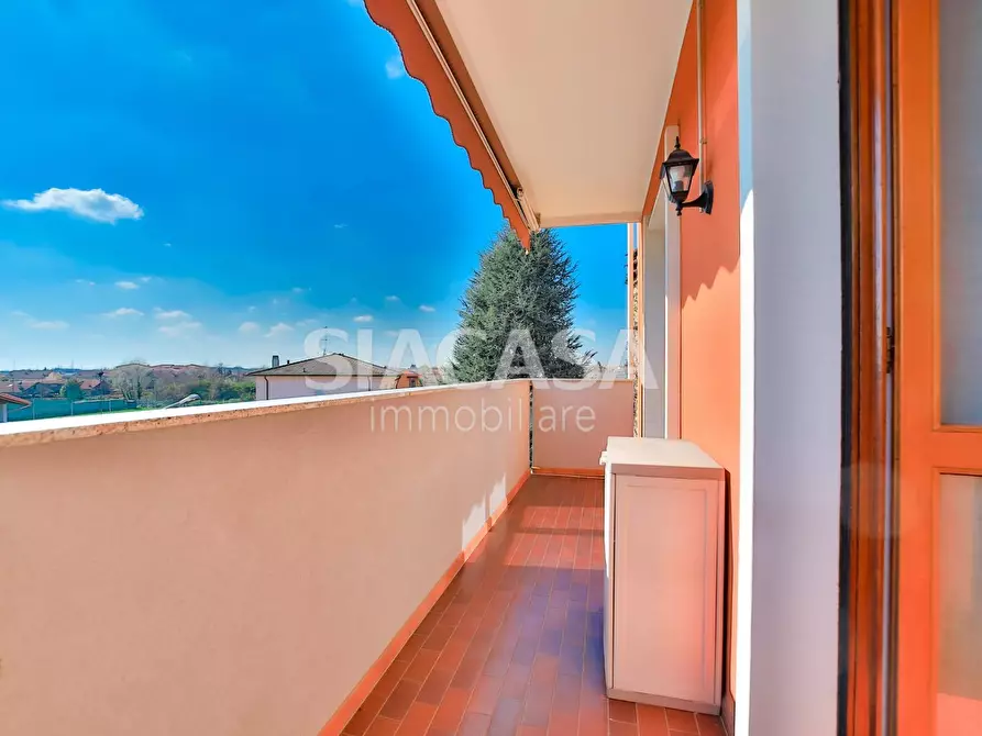 Immagine 7 di Appartamento in vendita  in Via Don Locatelli a Roncello