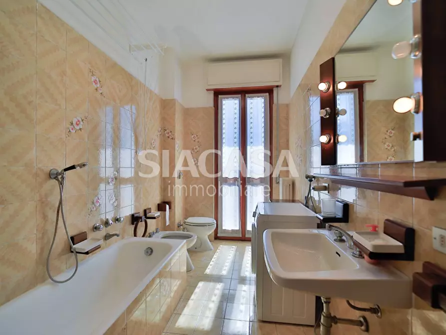 Immagine 20 di Appartamento in vendita  in Via Don Locatelli a Roncello