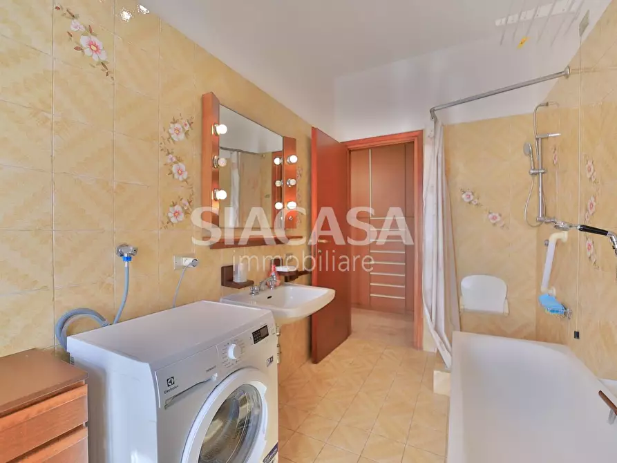 Immagine 22 di Appartamento in vendita  in Via Don Locatelli a Roncello