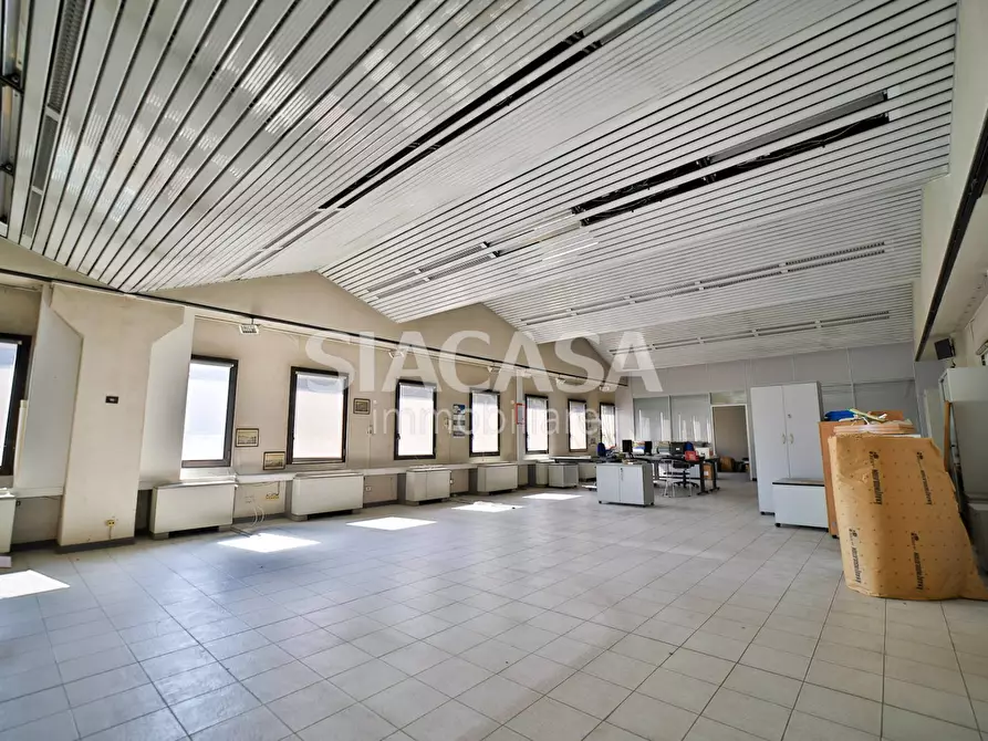 Immagine 25 di Capannone industriale in vendita  in Segrate a Segrate