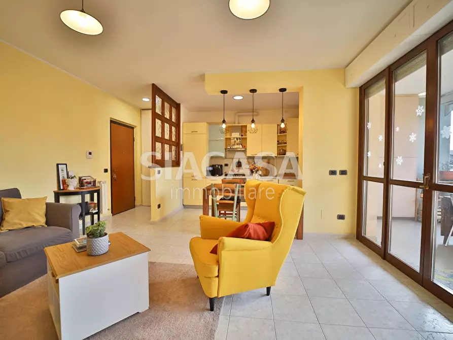 Immagine 4 di Appartamento in vendita  in via Papa Giovanni XXIII a Verderio