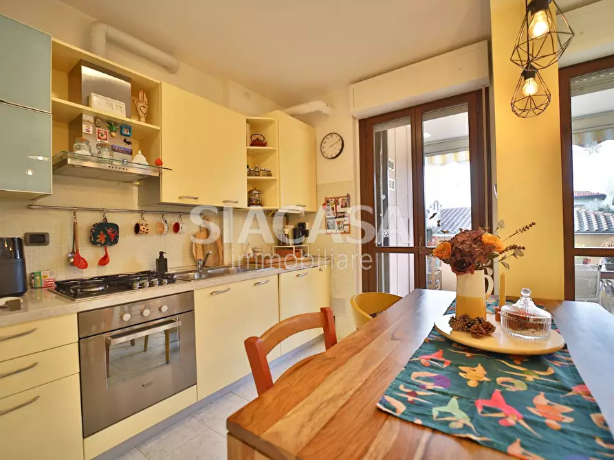 Immagine 6 di Appartamento in vendita  in via Papa Giovanni XXIII a Verderio