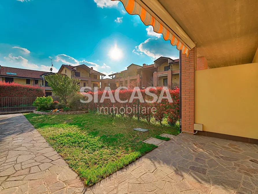 Immagine 5 di Villa in vendita  in Via Caduti Della Libertà a Verderio