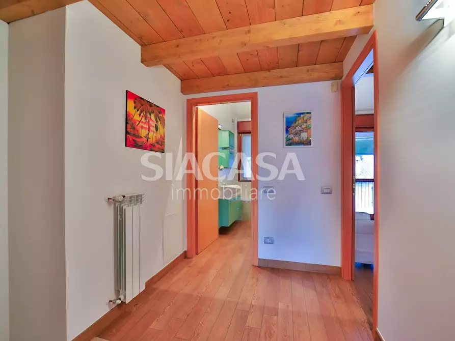 Immagine 21 di Villa in vendita  in Via Caduti Della Libertà a Verderio